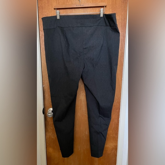 Dark charcoal gray Alfani pants size 22W - Picture 2 of 3